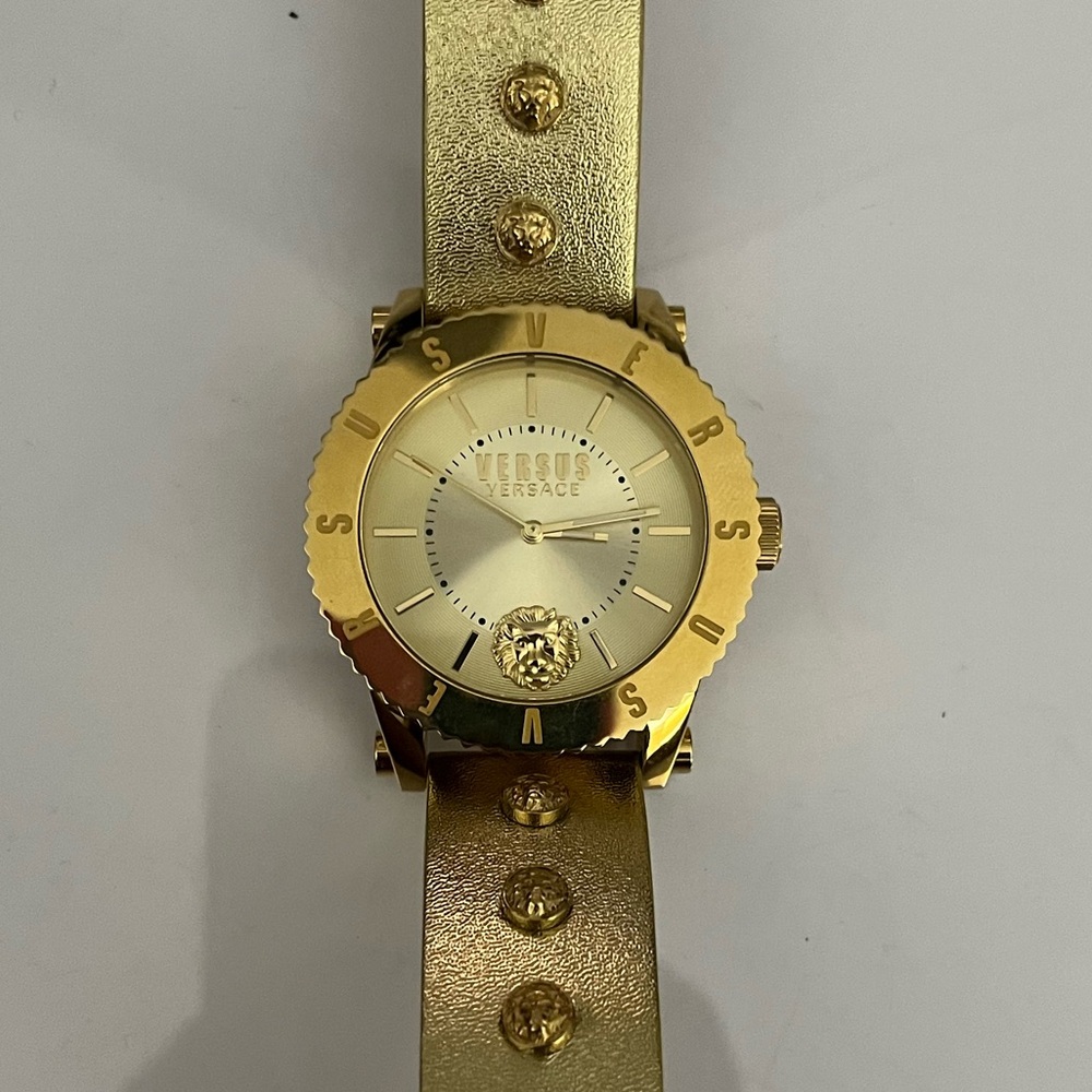 Versus Versace Watch - Picture 3 of 4